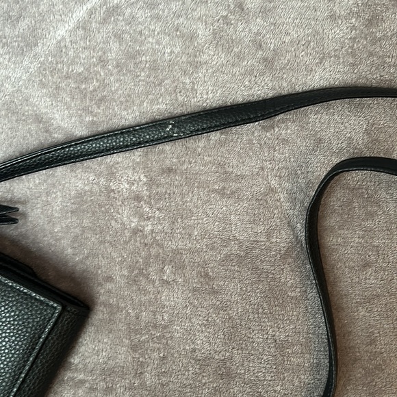 Black crossbody bag - Picture 4 of 4